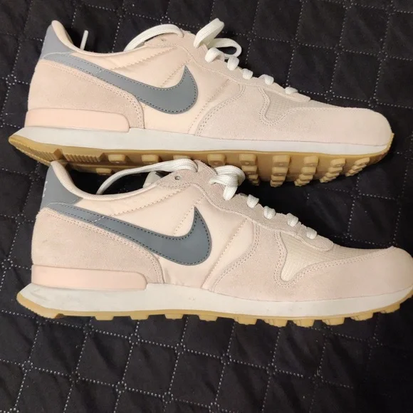 RARE Nike Internationalist - sunset tint - 9.5 - Picture 4 of 12
